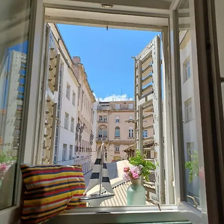 Fish Market Apartment